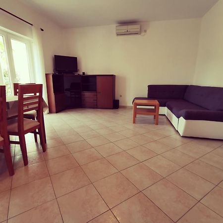 Haus Maro Apartment Супетарска Драга Стая снимка