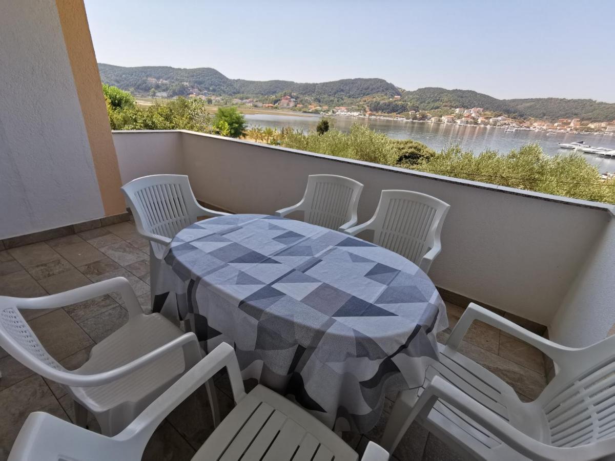 Haus Maro Apartment Супетарска Драга Екстериор снимка