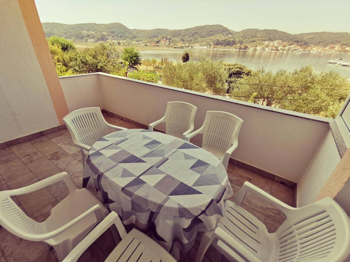 Haus Maro Apartment Супетарска Драга Екстериор снимка