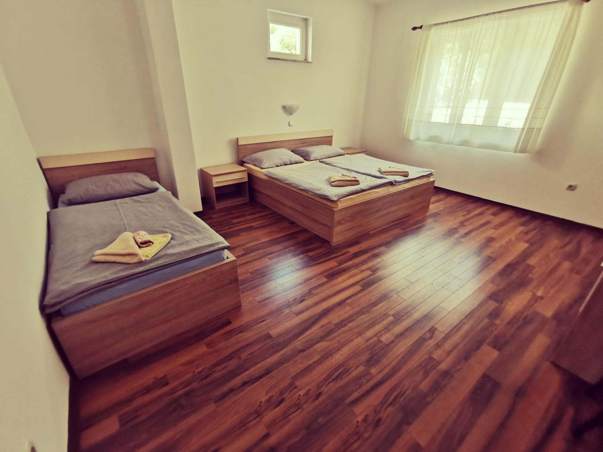 Haus Maro Apartment Супетарска Драга Стая снимка